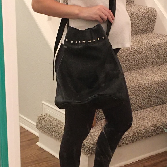 Vintage Leather Bucket bag - Maria Cher - Picture 5 of 10